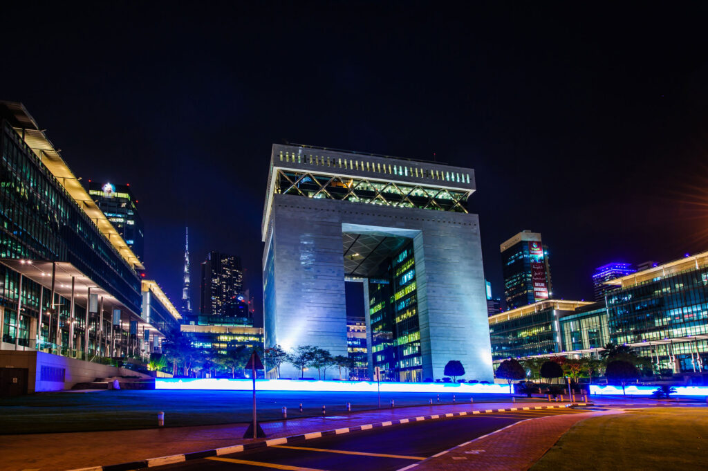 How To Avoid Delays When You Notarize Documents In Dubai